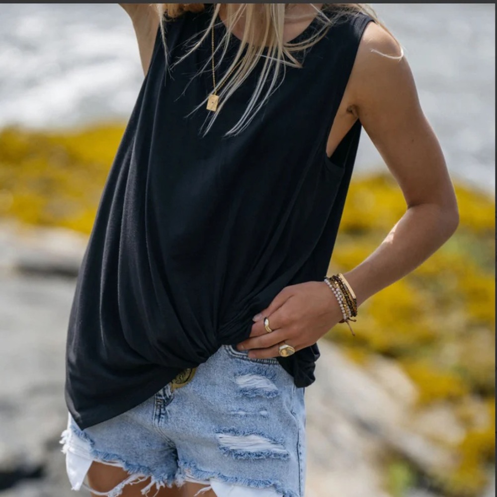 Jackson Rowe Knotty Tank in sage green